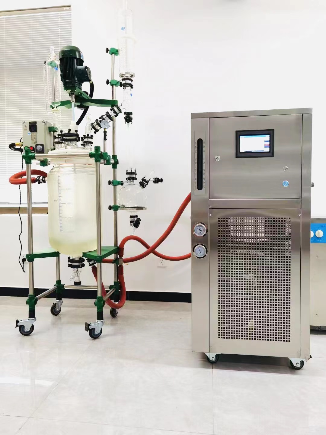 風冷水冷雙用的高低溫一體機